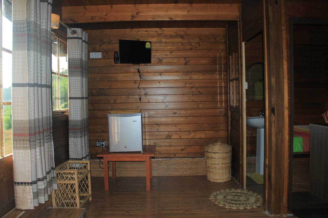 Ma Oya Retreat Pinnawala Pinnawala (Kegalle) Kültér fotó
