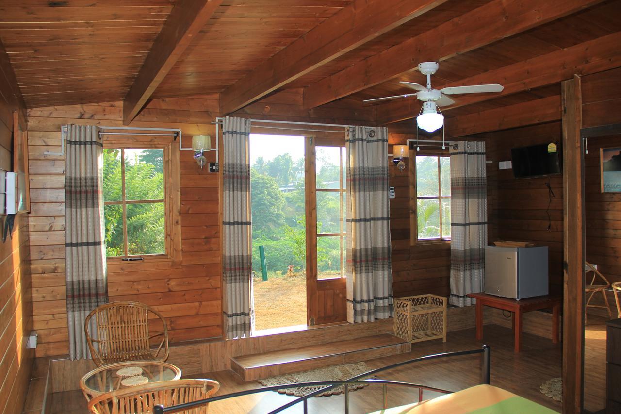 Ma Oya Retreat Pinnawala Pinnawala (Kegalle) Kültér fotó