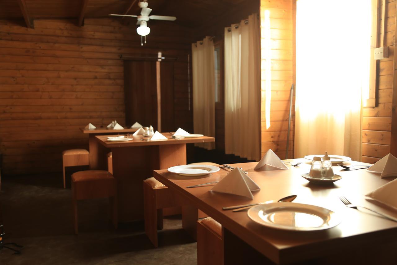 Ma Oya Retreat Pinnawala Pinnawala (Kegalle) Kültér fotó