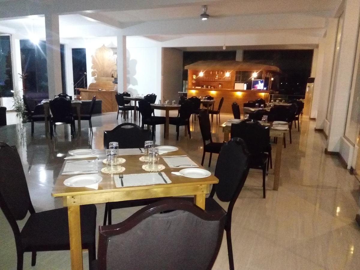 Ma Oya Retreat Pinnawala Pinnawala (Kegalle) Kültér fotó