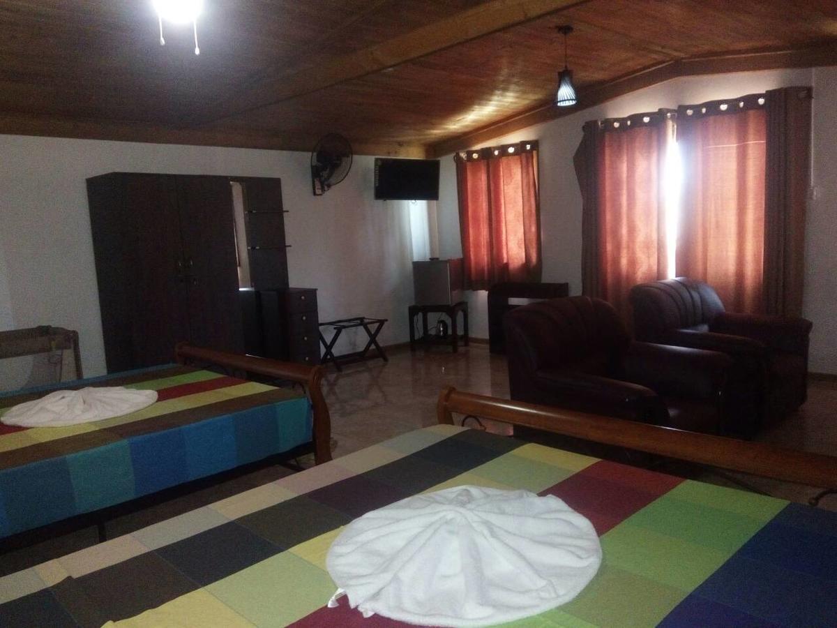 Ma Oya Retreat Pinnawala Pinnawala (Kegalle) Kültér fotó